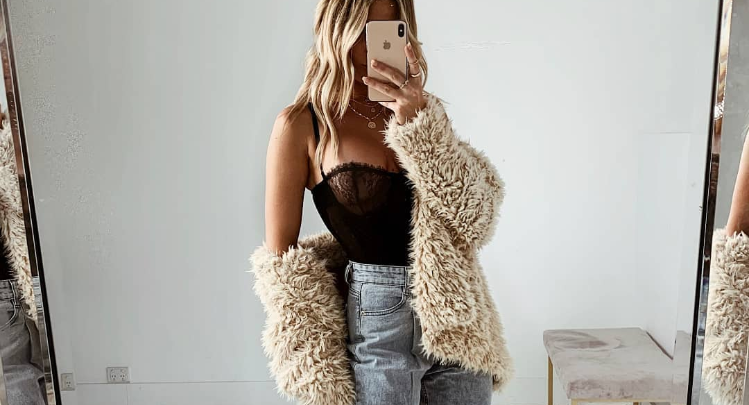 WHAT TO WEAR TO A PARTY